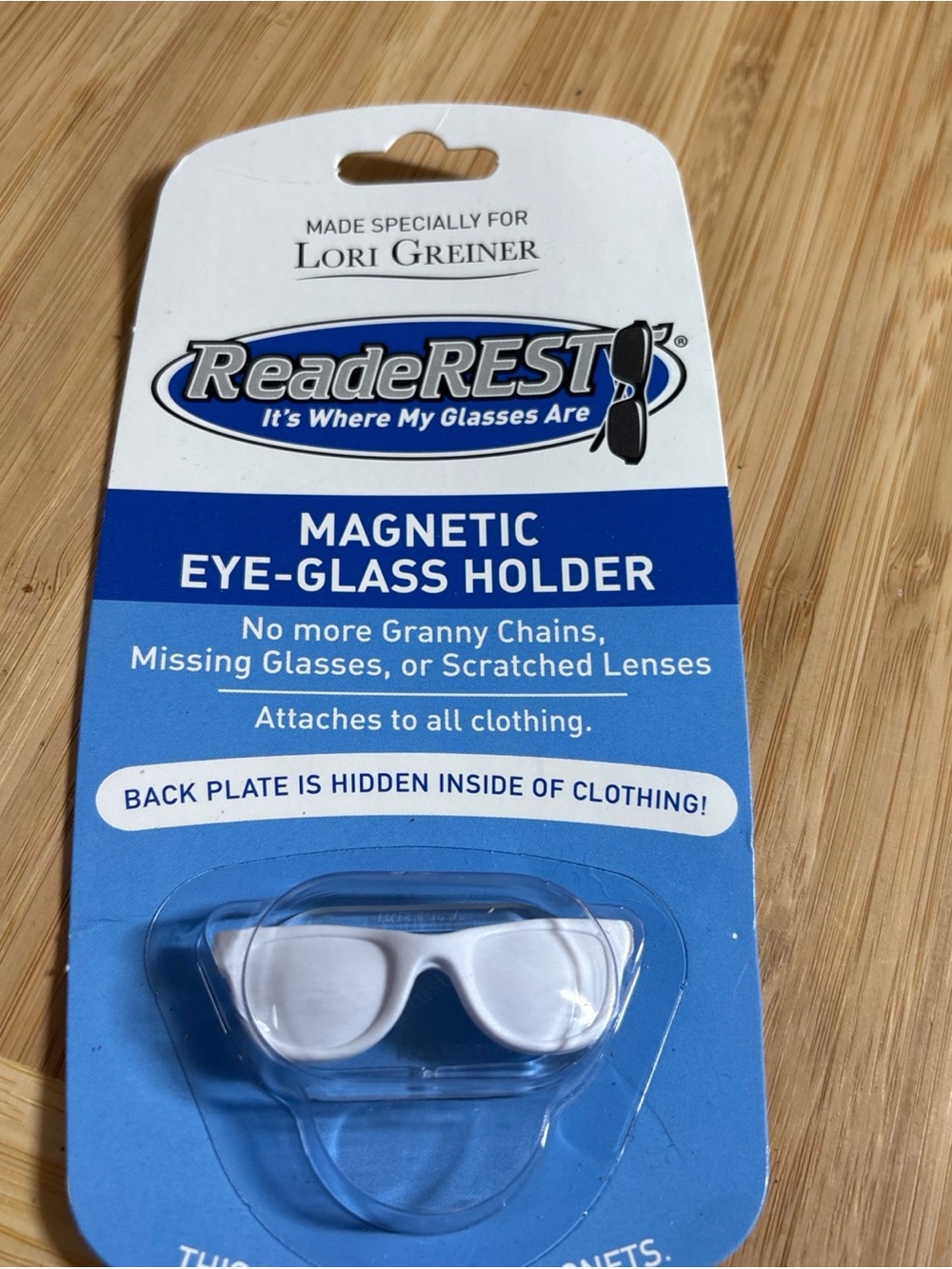 ReadeRest Magnetic Eye Glass Holder Classic White Fits All Glasses USA